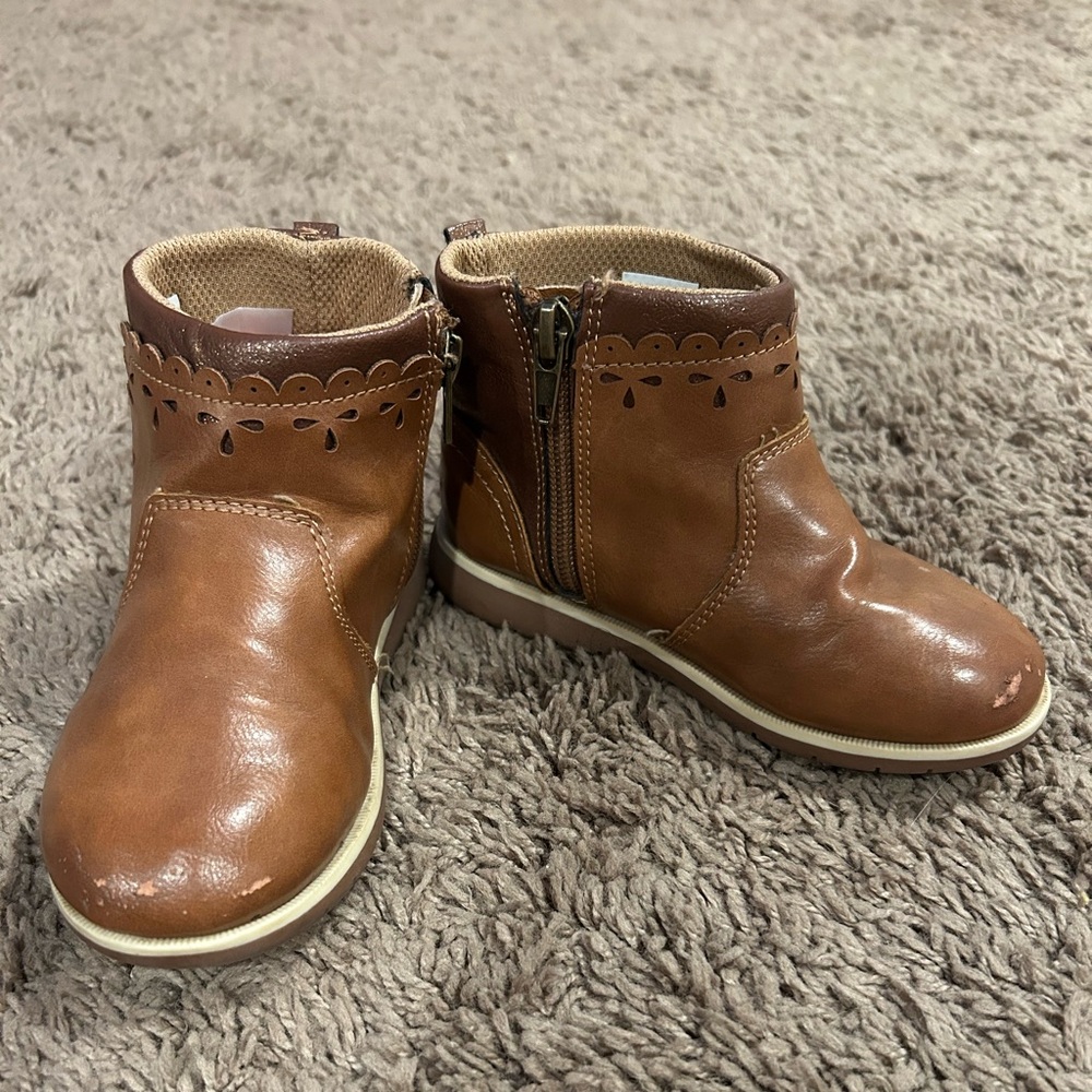 Stride Rite booties SVETA